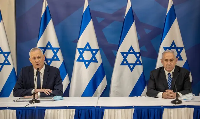 Gantz: 'I'm sick and tired of Netanyahu'
