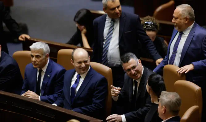 Bennett, Sa'ar, Lapid, and other coalition members