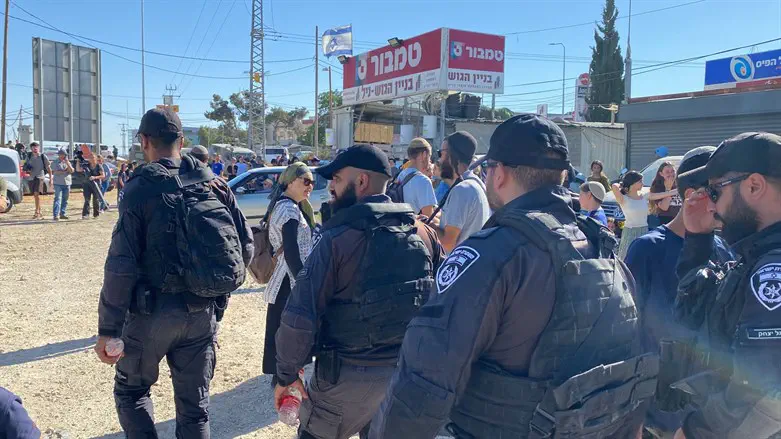 Police in Judea and Samaria