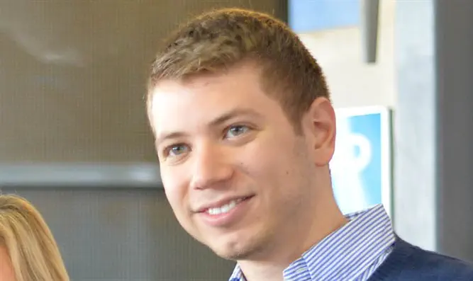 Is this Yair Netanyahu's new career? - Inside Israel - Israel National News