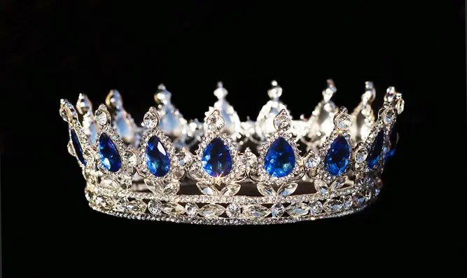 The crown all can wear - Israel National News