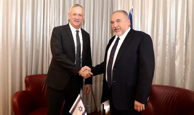 Agreements Between Liberman And Gantz Revealed Inside Israel Israel National News
