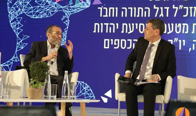 משה גפני: נתניהו עשוי מפלדה, אף אחד מאיתנו לא היה עומד בזה ...