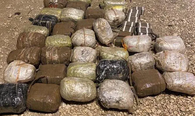 idf-thwarts-drug-smuggling-attempt-on-egyptian-border